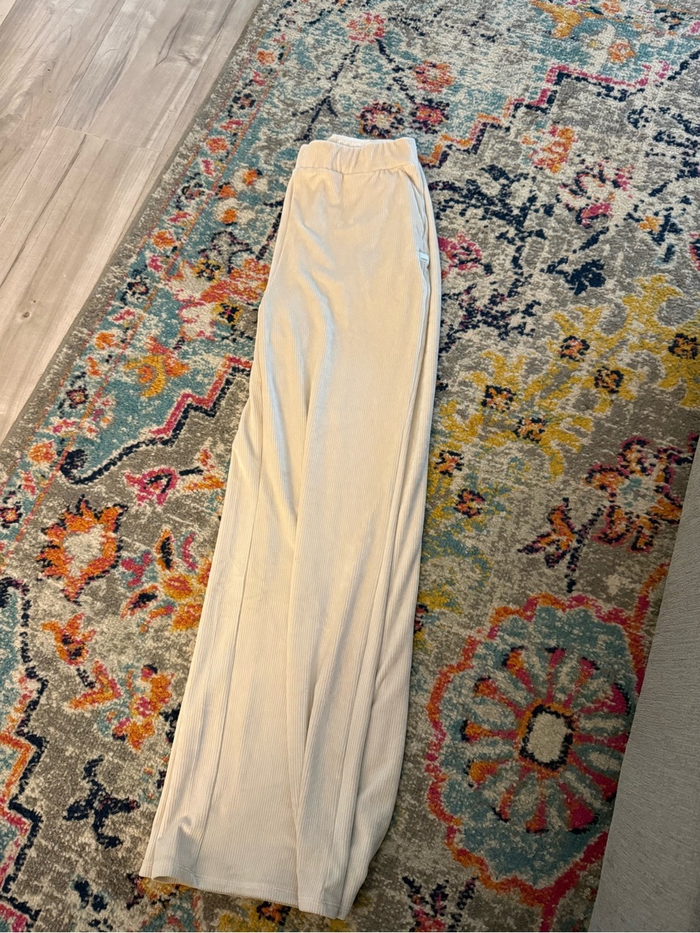 Vuori haven wide legged pant - Picture 2 of 4